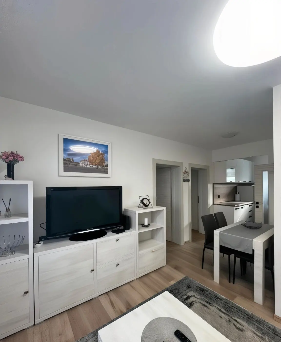 Apartman Luans Osijek - Bedroom with workspace